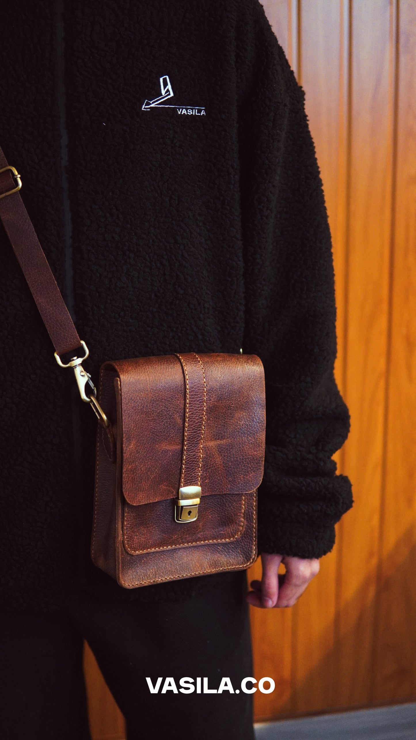 Vasila Leather Handmade Crossbody Crisp Bag